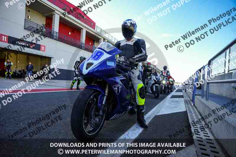 cadwell no limits trackday;cadwell park;cadwell park photographs;cadwell trackday photographs;enduro digital images;event digital images;eventdigitalimages;navarra;no limits trackdays;peter wileman photography;racing digital images;trackday digital images;trackday photos